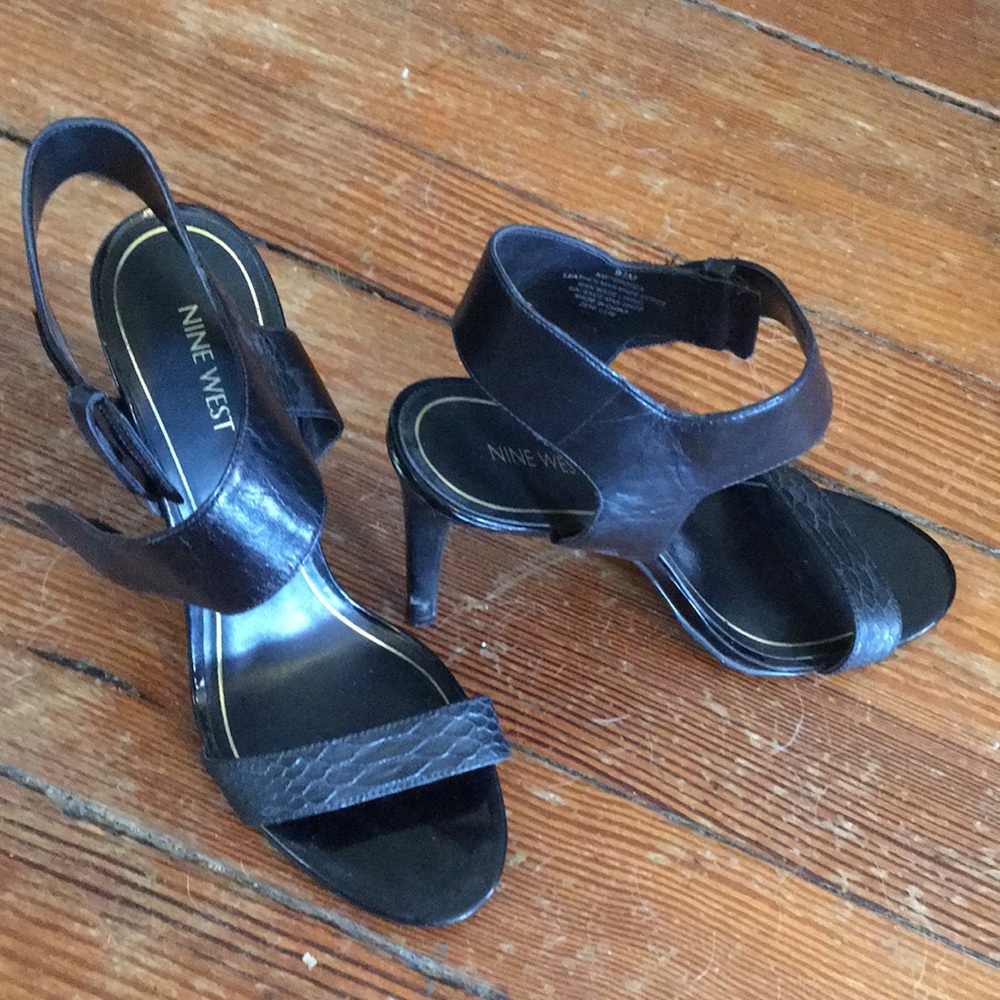 Nine West black snakeskin heels